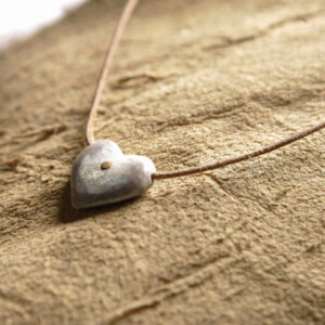 Coeur en bois de chevreuil